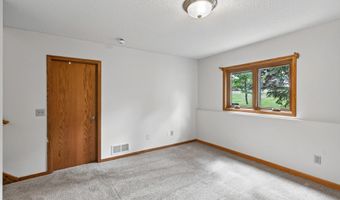 14799 Endicott Way, Apple Valley, MN 55124