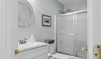 67 Southwick Ct 67, Cheshire, CT 06410