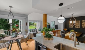 78 Valley Green Ct A, North Providence, RI 02904