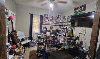 415 W 15th St, Auburn, IN 46706