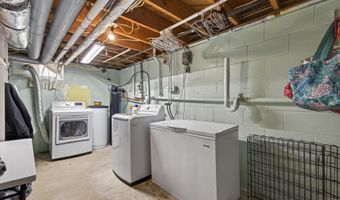 291 W Davis St, Bloomfield, IN 47424
