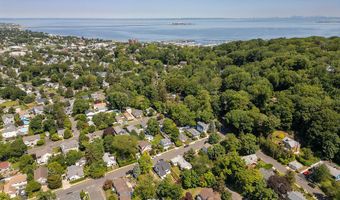14 East Ave, Atlantic Highlands, NJ 07716