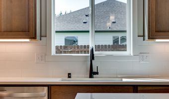 646 NW 28TH St, Battle Ground, WA 98604