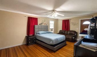 11 Belmont Cir, Danbury, CT 06810