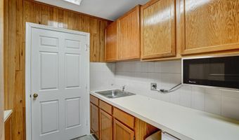 4324 EVERGREEN Ln F2-2, Annandale, VA 22003