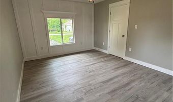 2318 N Lakeview Dr, Austin, IN 47102