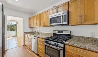 5101 RIVER Rd 718, Bethesda, MD 20816