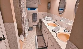 6 Blue Spruce Dr, Coventry, RI 02816