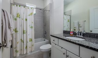 6268 ROADSTEAD Ct, Apollo Beach, FL 33572