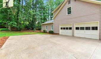 3274 Eagle Watch Dr, Woodstock, GA 30189