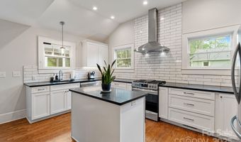 1933 Thurmond Pl, Charlotte, NC 28205