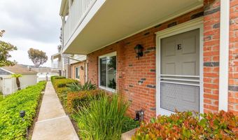 827 Del Mar Downs Rd E, Solana Beach, CA 92075