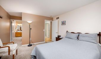 3339 Elsinore Ct, Ann Arbor, MI 48105