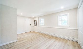 56 Glad Valley Dr, Billerica, MA 01821