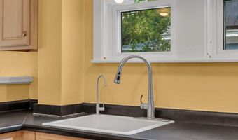 115 Shepley St, Auburn, ME 04210