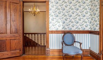 208 S Main St, Abbeville, SC 29620