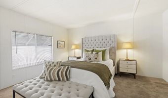 7026 San Bartolo St 18, Carlsbad, CA 92011