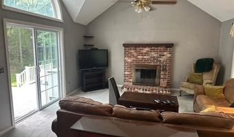 6 Whitetail Ln, Chester, NH 03036