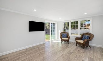 5 Lee Rd, Barrington, RI 02806