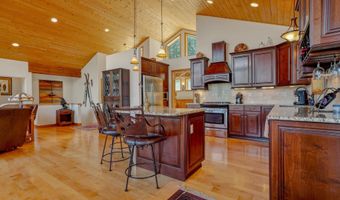 34 Snowmass Rd, Angel Fire, NM 87710