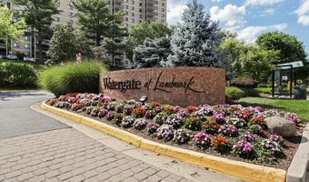 309 YOAKUM Pkwy 1002, Alexandria, VA 22304