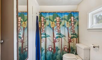 7 Farwell St, Barre, VT 05641