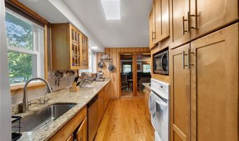 10496 Florida St, Aurora, OH 44202