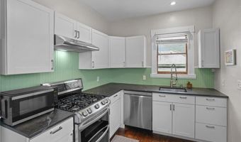 63 Taft St, Cranston, RI 02905