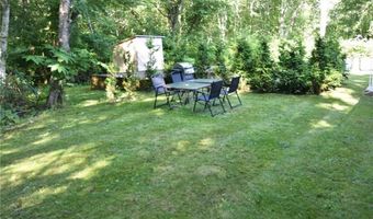 194 S Pier Rd, Narragansett, RI 02882