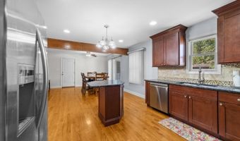 78 Wayside Dr, Aberdeen Twp., NJ 07735
