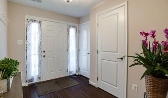 42153 GRADY Ter, Aldie, VA 20105