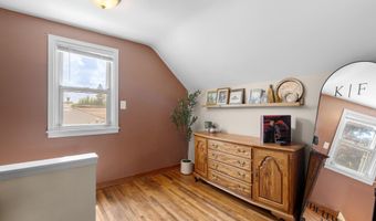 302 16th St SE, Austin, MN 55912