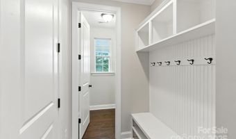11216 Preservation Ln, Charlotte, NC 28278