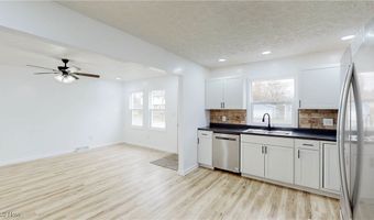 681 Stevenson Ave, Akron, OH 44312