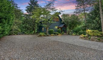6 Trimbleford Ln, Middletown, NJ 07748