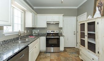 96 WINTERHAVEN Dr, Alabaster, AL 35007
