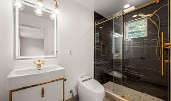 8255 MERTZTOWN Rd, Alburtis, PA 18011