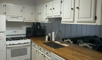 8 Steamboat Dr 7, Alloway, NJ 07462