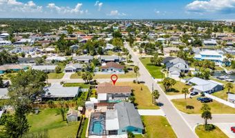 635 Jamaica Cir E, Apollo Beach, FL 33572