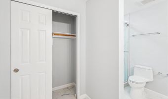 42924 MAPLEGROVE Ct, Ashburn, VA 20147