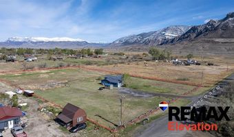 21 Sunburst Dr, Cody, WY 82414