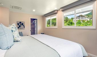 1254 Puualoha St, Kailua, HI 96734