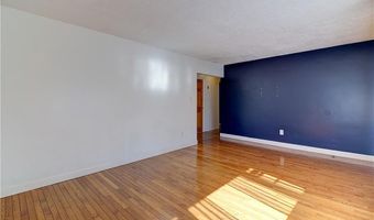 11 Golden Blvd, North Smithfield, RI 02896