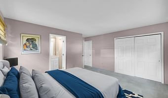 21 Birch St, Beachwood, NJ 08722