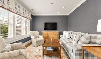 7449 ARLINGTON Rd, Bethesda, MD 20814