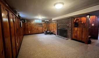 66 Howard St, Bangor, ME 04401