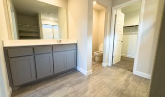 613 Breckenridge Park Dr, Alvarado, TX 76009
