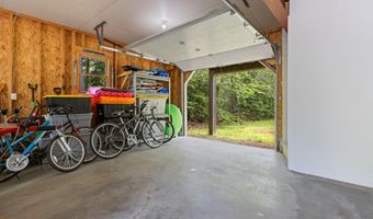 15 S Ridge Dr, Standish, ME 04084