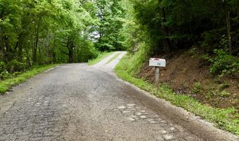 748 Elam Branch Rd, Barbourville, KY 40906
