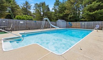 224 Sunderland Dr, Auburn, ME 04210
